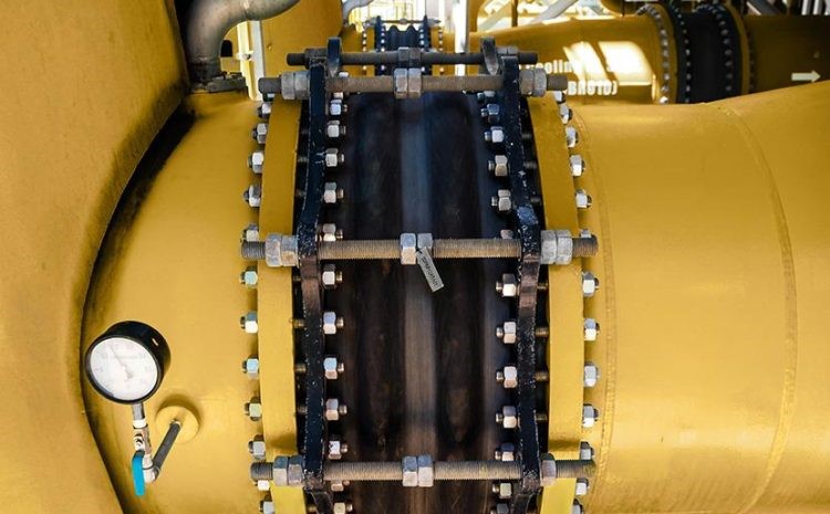 Premium Viton Expansion Joints for Chemical & High-Temperature Applications