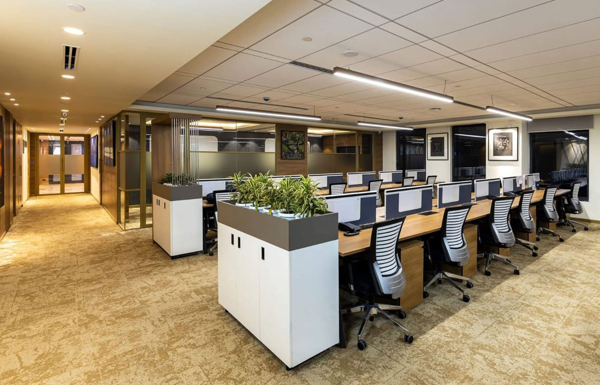 Office Interior in Gurgaon – Creative, Smart & Future-Ready Workspaces